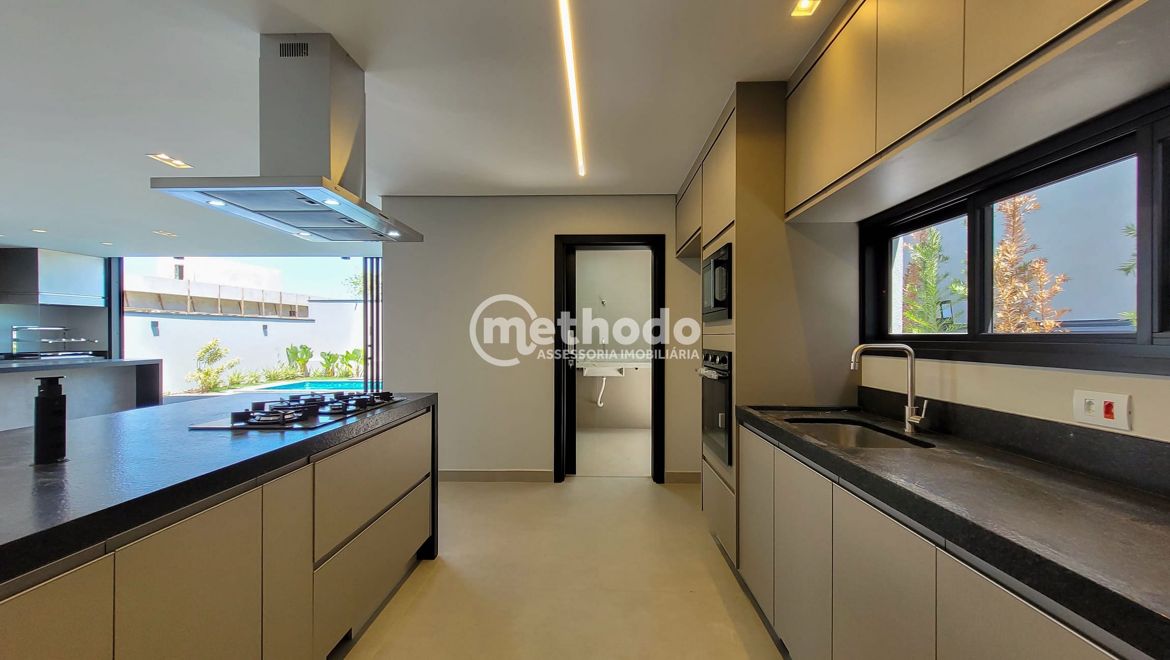 Casa, 4 quartos, 320 m² - Foto 19
