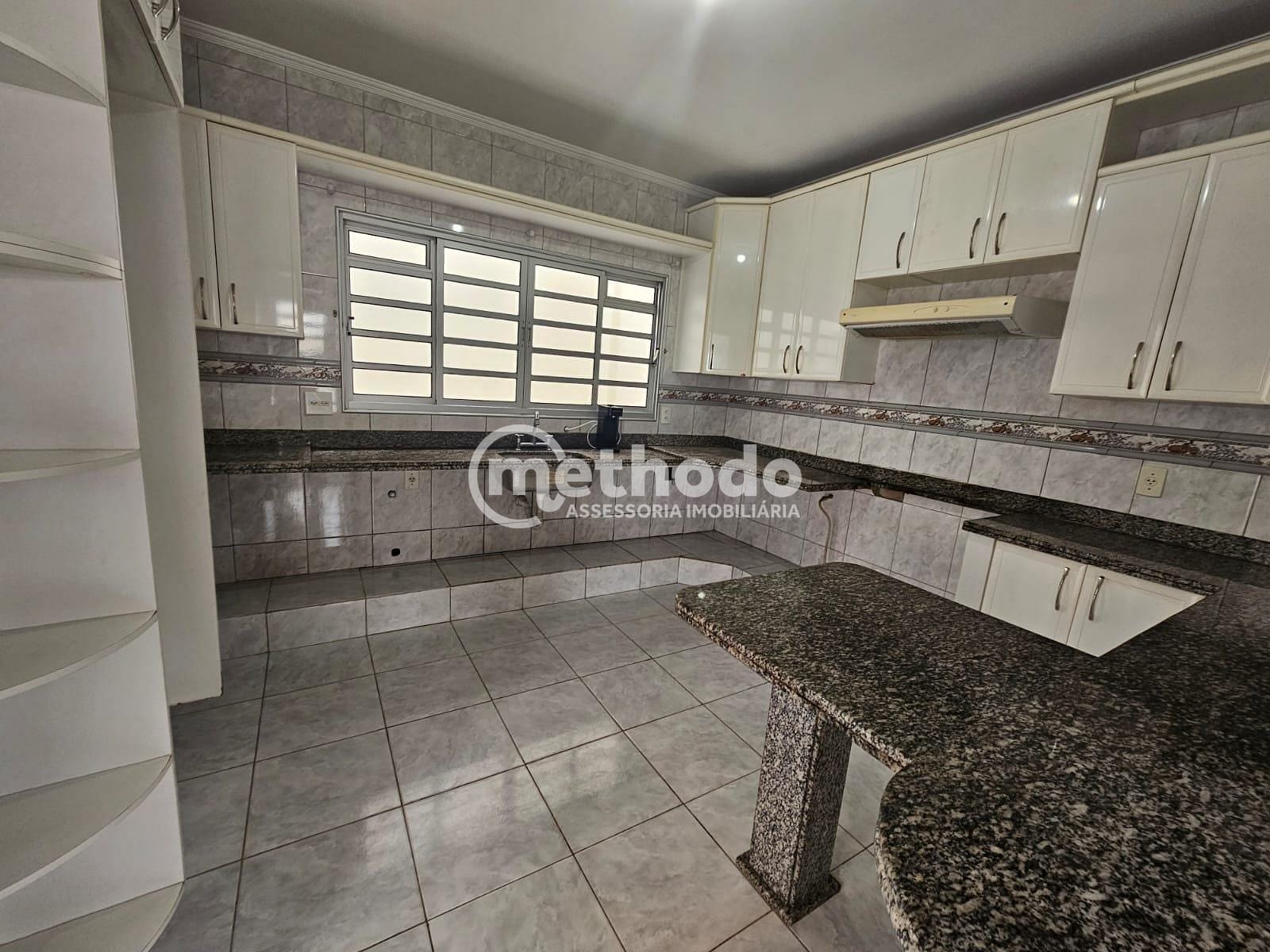 Casa, 3 quartos, 214 m² - Foto 5