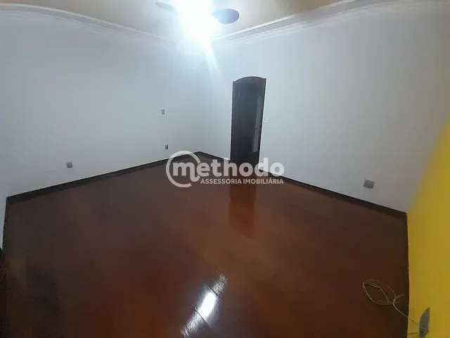 Casa com 325m² 3 quartos e 2 banheiros, à venda, no bairro Vila Proost de Souza em Campinas