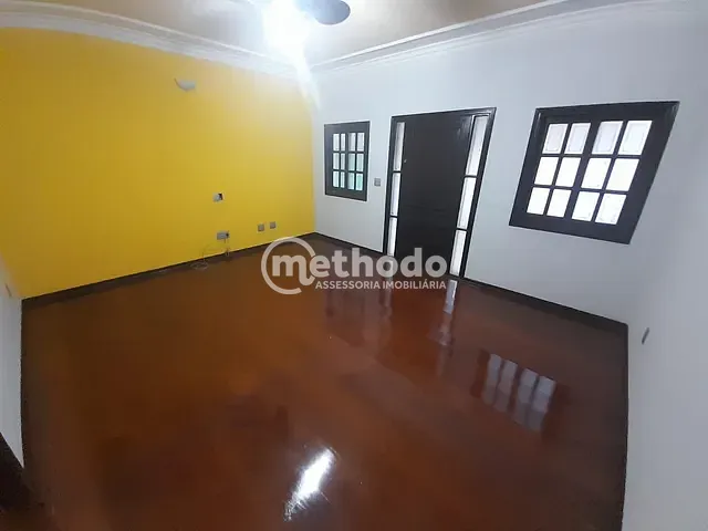 Casa com 325m² 3 quartos e 2 banheiros, à venda, no bairro Vila Proost de Souza em Campinas