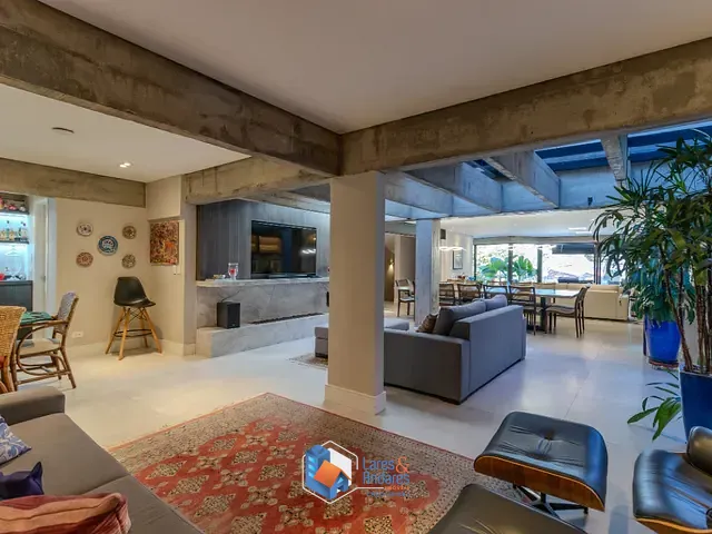 Casa com 383m² 3 quartos e 6 banheiros, à venda, no bairro Brooklin Paulista em São Paulo