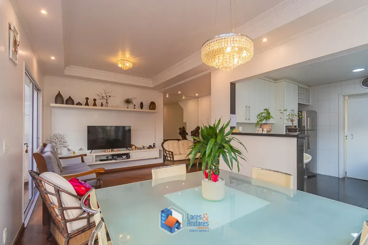 Casa, 3 quartos, 223 m² - Foto 2