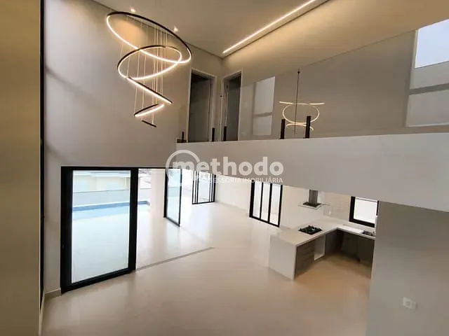 Casa 3 quartos e 5 banheiros, à venda, no bairro Nações em Valinhos