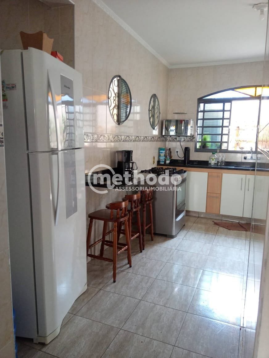 Casa, 3 quartos, 217 m² - Foto 4