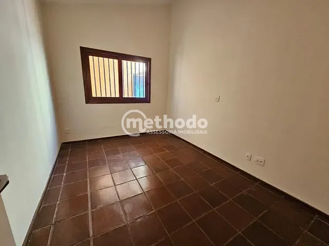 Casa 4 quartos e 4 banheiros, para alugar, no bairro Cidade Universitária em Campinas