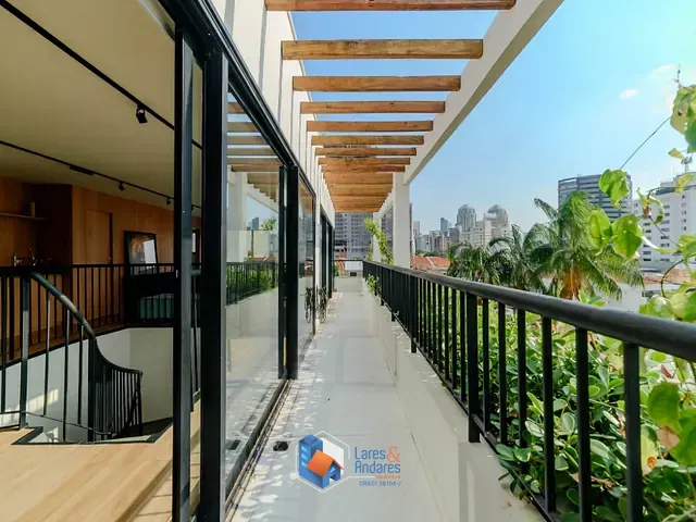 Casa com 300m² 2 quartos e 4 banheiros, à venda, no bairro Cidade Monções em São Paulo