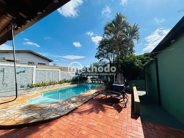 Casa com 360m² 2 quartos e 3 banheiros, à venda, no bairro Jardim Santa Genebra em Campinas