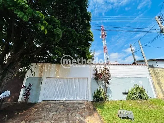 Casa com 360m² 2 quartos e 3 banheiros, à venda, no bairro Jardim Santa Genebra em Campinas