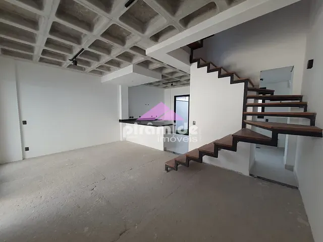 Casa com 160m² 3 quartos e 2 banheiros, à venda, no bairro Jardim das Indústrias em São José dos Campos