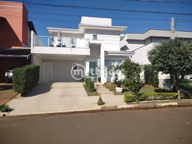 Casa com 300m² 3 quartos e 5 banheiros, à venda, no bairro Betel em Paulínia