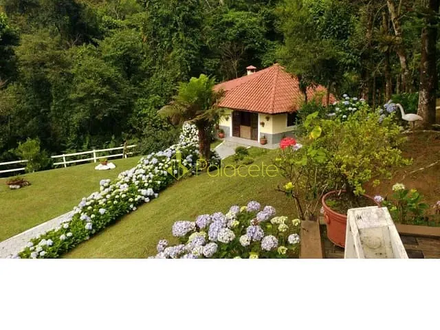 Casa com 1265m² 3 quartos e 3 banheiros, à venda, no bairro Zona Rural em Monteiro Lobato
