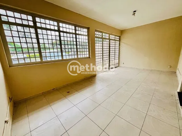 Casa com 311m² 6 quartos e 5 banheiros, à venda ou para alugar, no bairro Jardim Miranda em Campinas
