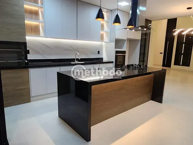 Casa com 300m² 3 quartos e 5 banheiros, à venda, no bairro Boa Esperança em Paulínia