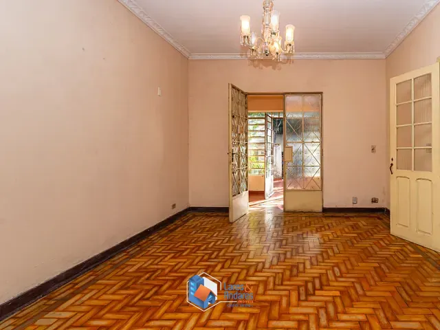 Casa com 264m² 4 quartos e 3 banheiros, à venda, no bairro Vila Mariana em São Paulo