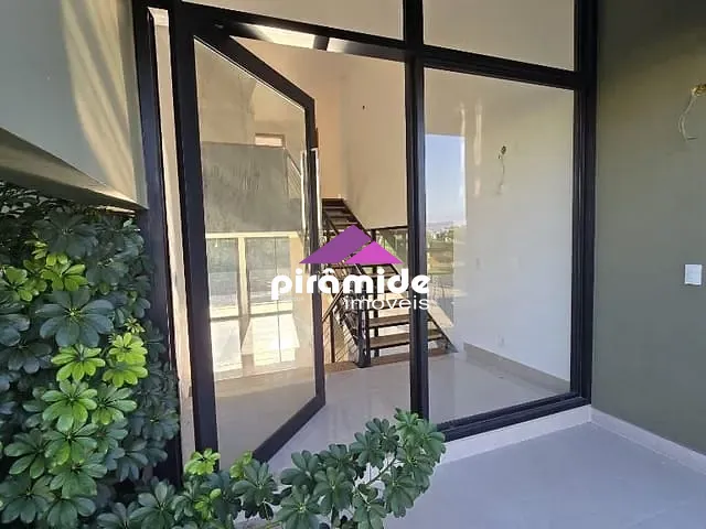 Casa com 800m² 5 quartos e 5 banheiros, à venda, no bairro Urbanova em São José dos Campos