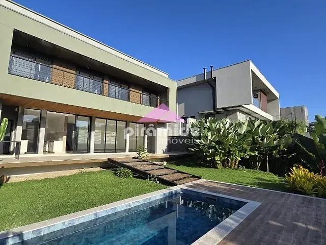 Casa com 800m² 5 quartos e 5 banheiros, à venda, no bairro Urbanova em São José dos Campos
