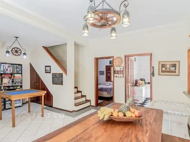 Casa com 360m² 4 quartos e 6 banheiros, à venda, no bairro Urbanova em São José dos Campos