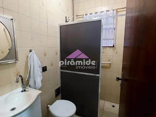 Casa com 156m² 2 quartos e 2 banheiros, à venda, no bairro Jardim Anhembi em São José dos Campos