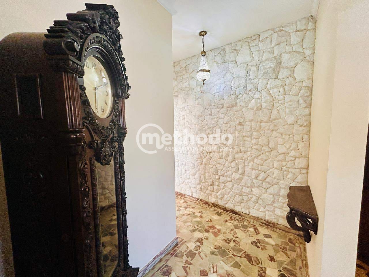 Casa, 3 quartos, 326 m² - Foto 2