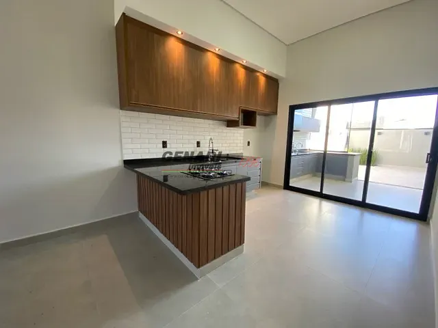 Casa com 250m² 3 quartos e 4 banheiros, à venda, no bairro Loteamento Park Gran Reserve em Indaiatuba