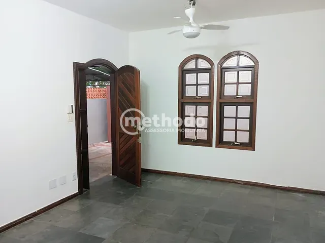 Casa com 330m² 2 quartos e 3 banheiros, à venda, no bairro Chácara da Barra em Campinas