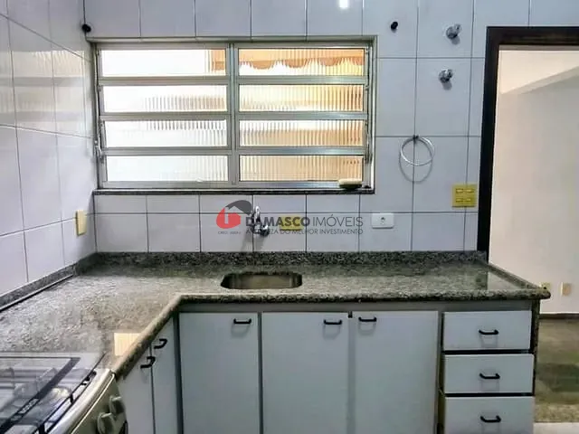 Casa 1 quarto e 1 banheiro, à venda, no bairro Santa Paula em São Caetano do Sul