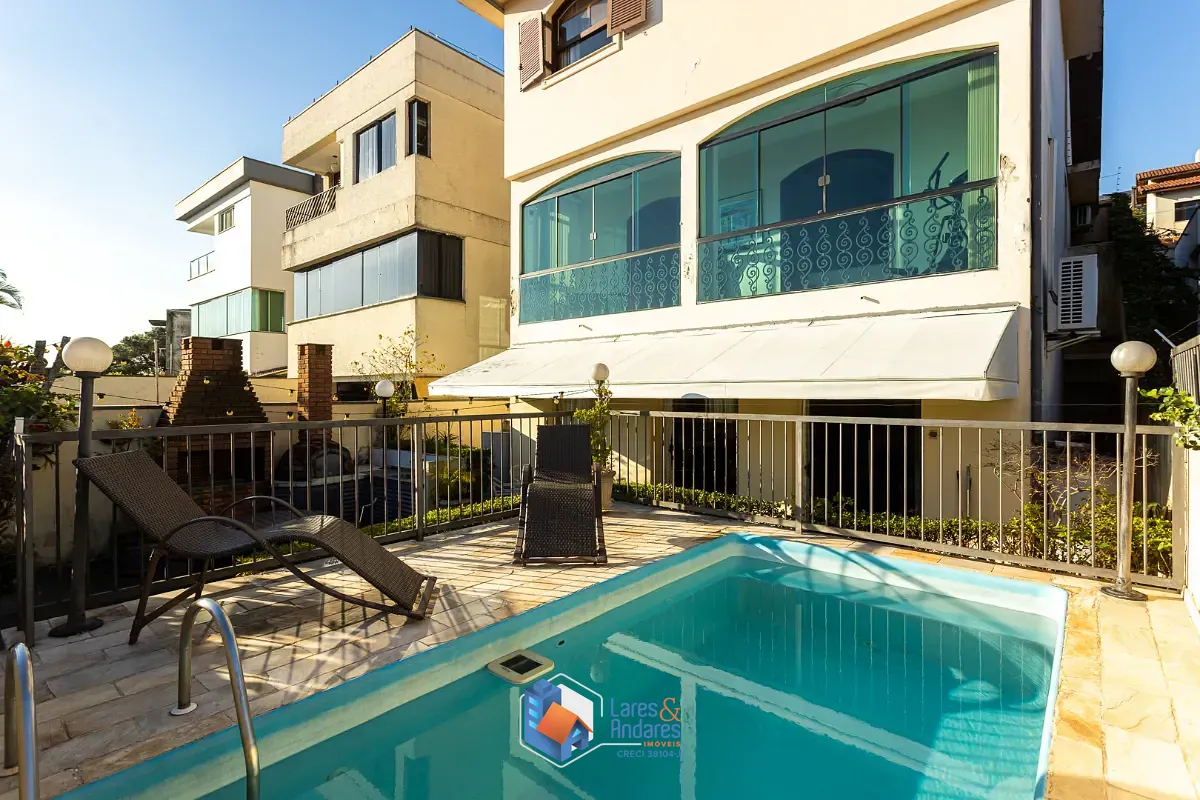 Casa, 3 quartos, 282 m² - Foto 1