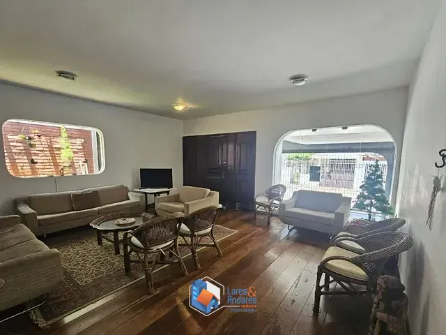 Casa com 330m² 4 quartos e 4 banheiros, à venda, no bairro Parque Continental em São Paulo