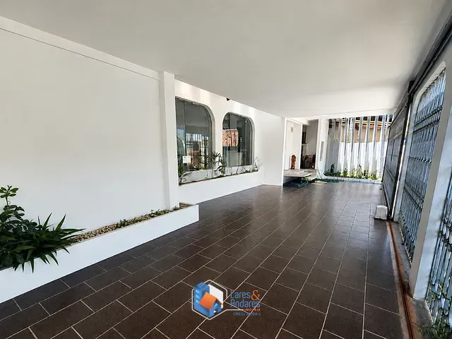 Casa com 330m² 4 quartos e 4 banheiros, à venda, no bairro Parque Continental em São Paulo