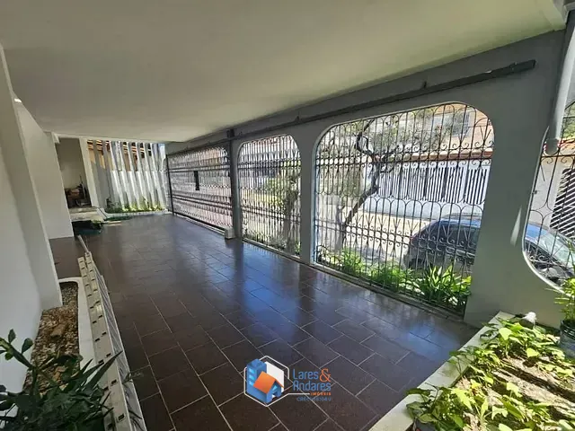 Casa com 330m² 4 quartos e 4 banheiros, à venda, no bairro Parque Continental em São Paulo