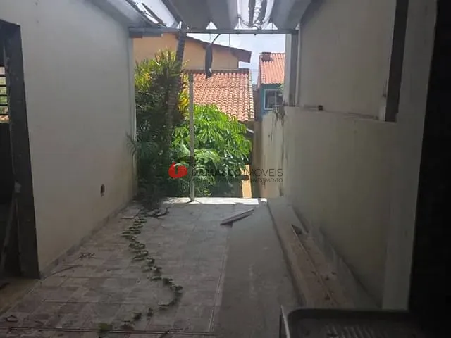Casa 3 quartos e 2 banheiros, para alugar, no bairro Vila Valparaíso em Santo André