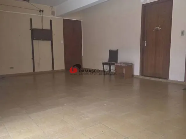 Casa 3 quartos e 2 banheiros, para alugar, no bairro Vila Valparaíso em Santo André