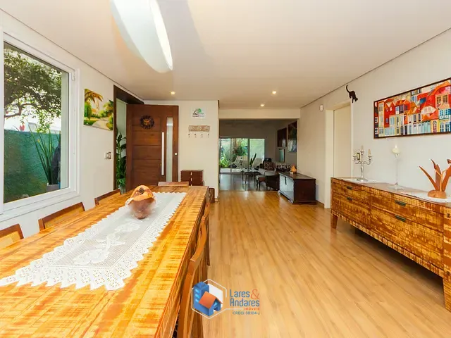 Casa com 652m² 4 quartos e 5 banheiros, à venda, no bairro Jardim Santa Helena em São Paulo