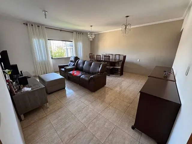 Casa 2 quartos e 1 banheiro, à venda, no bairro Olímpico em São Caetano do Sul