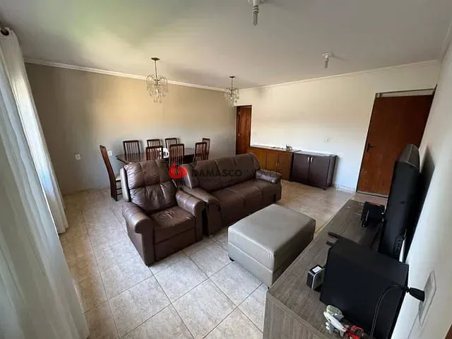 Casa 2 quartos e 1 banheiro, à venda, no bairro Olímpico em São Caetano do Sul