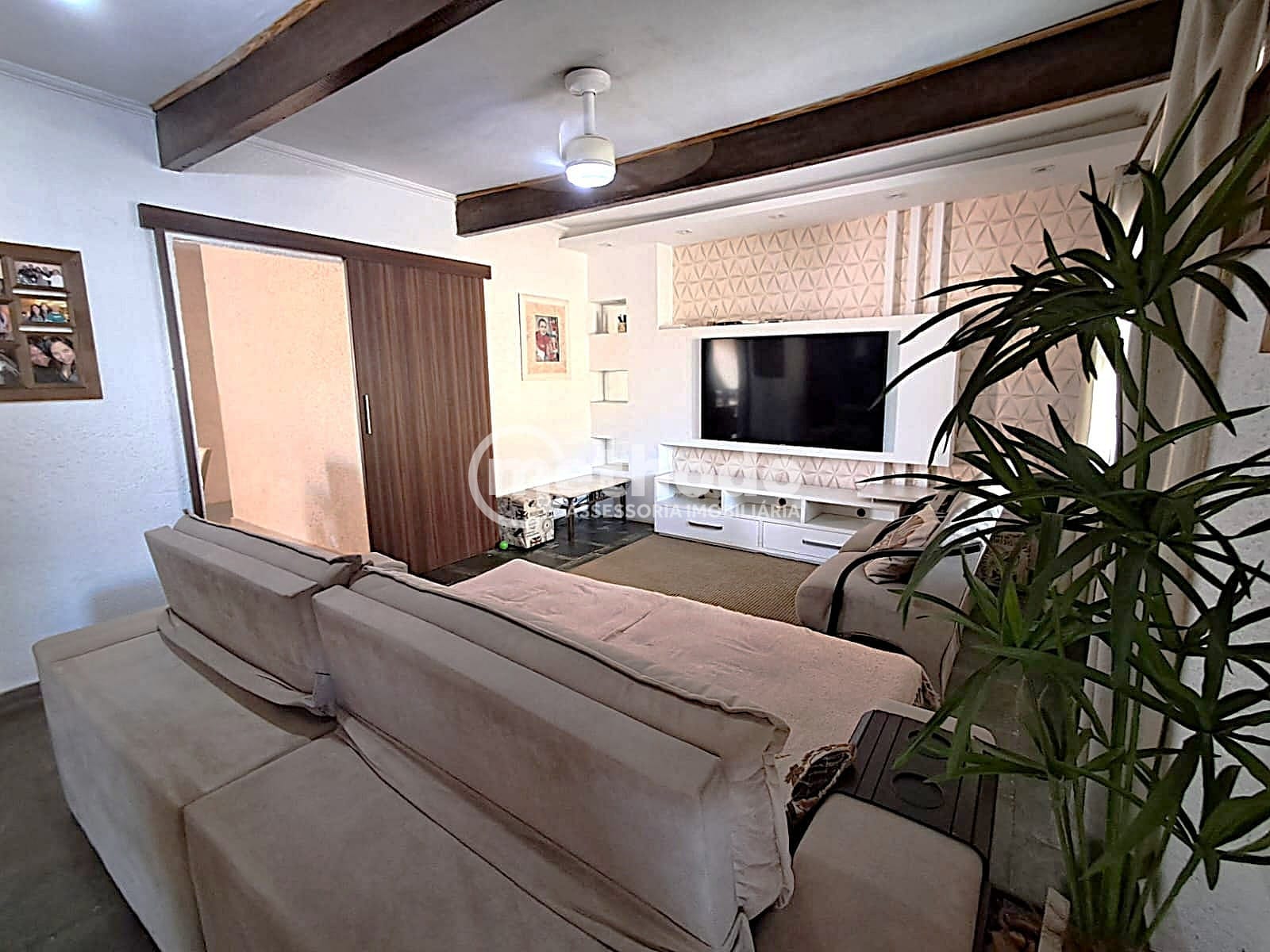 Casa, 4 quartos, 193 m² - Foto 2