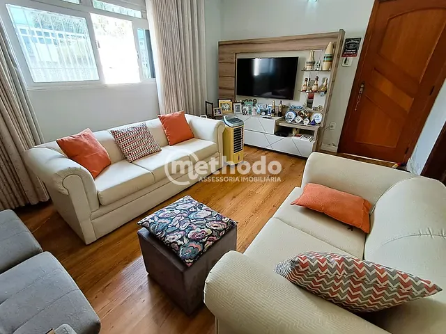 Casa com 233m² 3 quartos e 3 banheiros, à venda, no bairro Parque Industrial em Campinas
