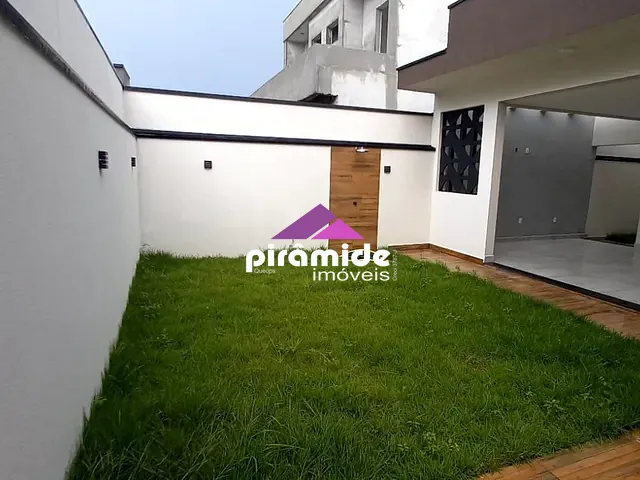 Casa com 300m² 3 quartos e 1 banheiro, à venda ou para alugar, no bairro Jardim das Indústrias em São José dos Campos