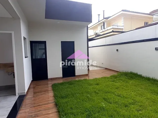 Casa com 300m² 3 quartos e 1 banheiro, à venda ou para alugar, no bairro Jardim das Indústrias em São José dos Campos