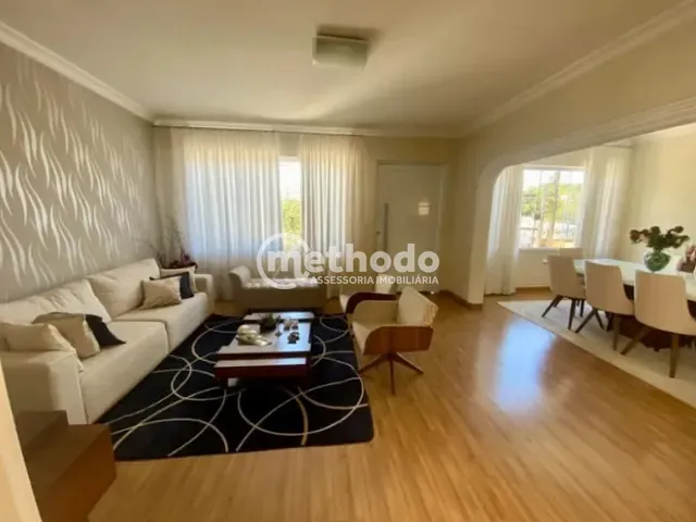 Casa 3 quartos e 5 banheiros, à venda, no bairro Vila Nogueira em Campinas