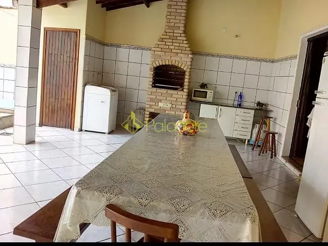 Casa com 260m² 3 quartos e 3 banheiros, à venda, no bairro Centro em Roseira