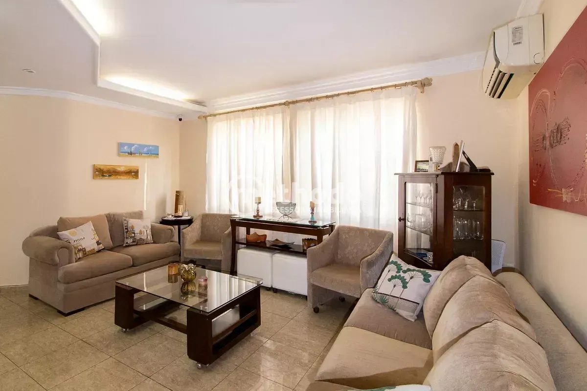 Casa, 3 quartos, 200 m² - Foto 2