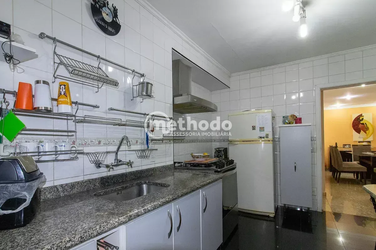 Casa, 3 quartos, 200 m² - Foto 12