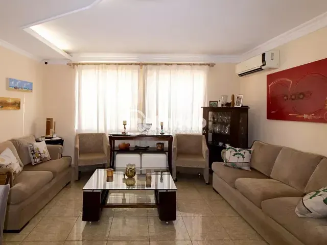 Casa com 465m² 3 quartos e 4 banheiros, à venda, no bairro Chácara da Barra em Campinas