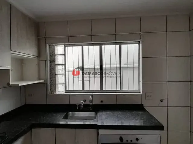 Casa 2 quartos e 2 banheiros, para alugar, no bairro Fundação em São Caetano do Sul