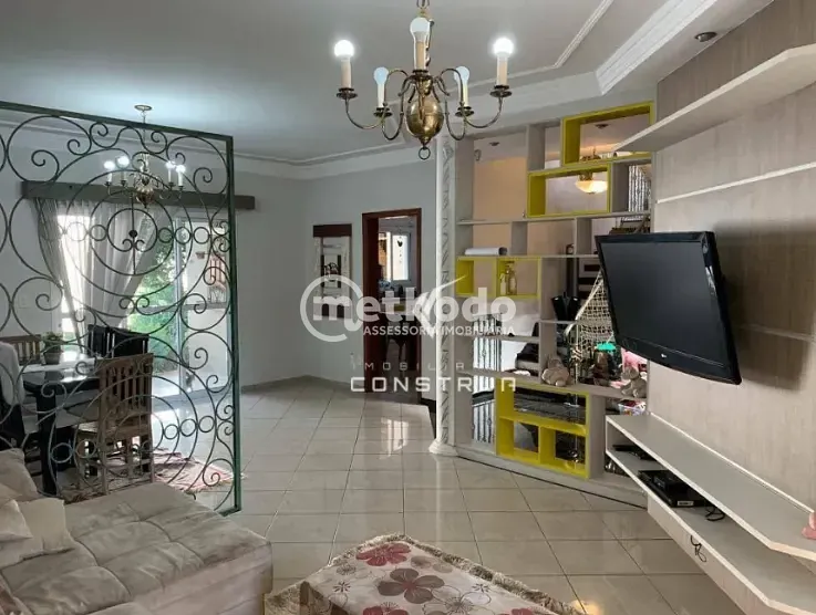Casa, 3 quartos, 279 m² - Foto 4