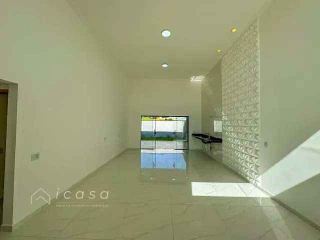 Casa com 250m² 3 quartos e 2 banheiros, à venda, no bairro Itapecerica em Taubaté