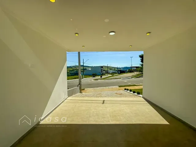 Casa com 250m² 3 quartos e 2 banheiros, à venda, no bairro Itapecerica em Taubaté