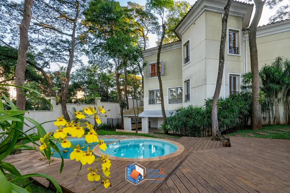 Casa, 4 quartos, 353 m² - Foto 1