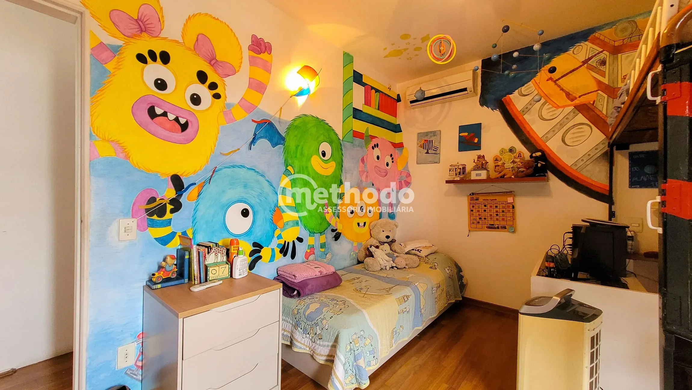 Casa, 3 quartos, 265 m² - Foto 32
